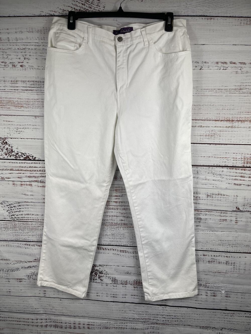 Gloria Vanderbilt Women's 18 White Straight Leg Classic Stretch Denim Jeans
